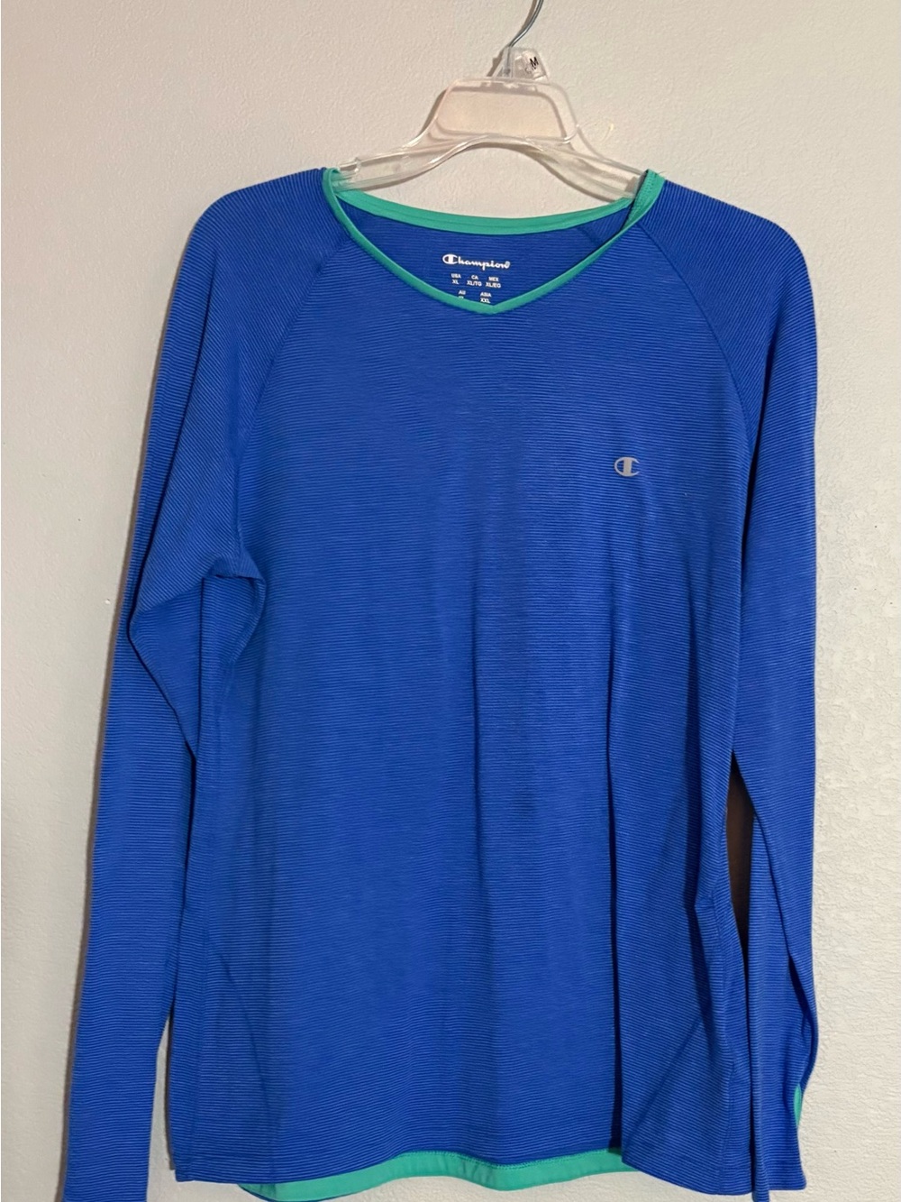 Champion Woman’s Blue Long-Sleeve Performance Tee with Green Trim NWOT SZ XL